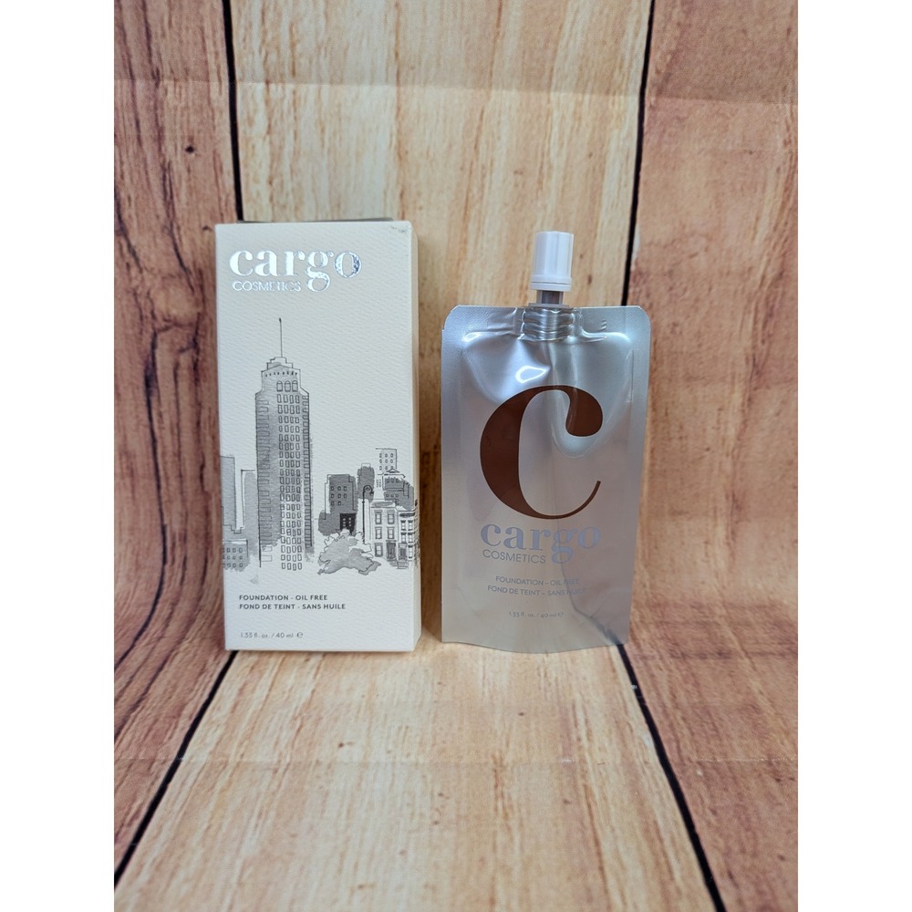 Cargo Cosmetics Oil Free Liquid Foundation Oil Free F-100 1.33 oz 40 ml